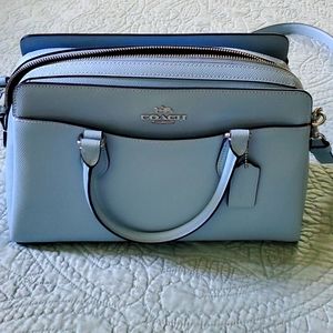 Nwt coach carryall purse